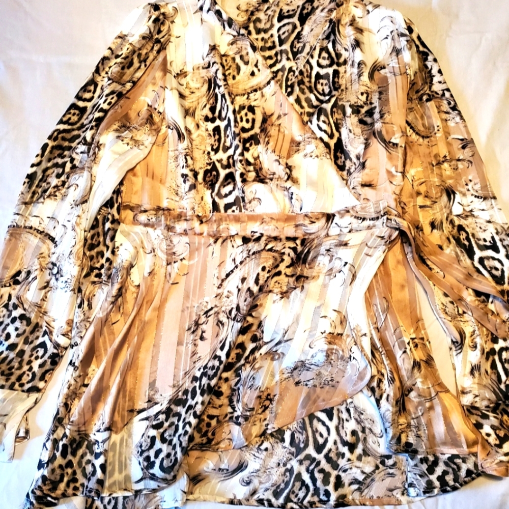 Brand New. Women Blouse